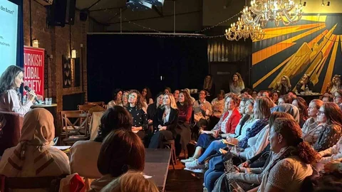 MomTalks ilk yurt dışı etkinliğini Londra'da gerçekleştirdi