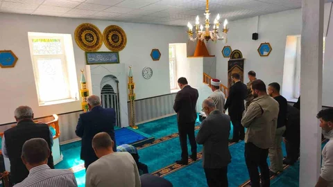 Tunceli'de cami yeniden ibadete açıldı