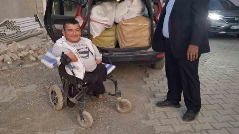 Kahramanmaraş'ta cam kemik hastası genç destek oldu