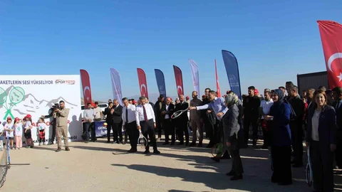 Şırnak'ta kadın mühendislerden oluşan ekip Gabar Dağı'nda etkinlik düzenledi