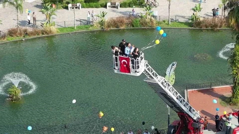 Hatay'da Kanseri Yenen Tamer Talha İçin Kutlama Yapıldı