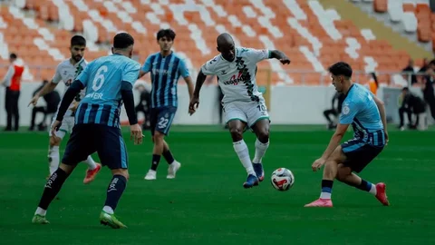 Adana Demirspor Sakaryaspor'a Farklı Mağlup Oldu
