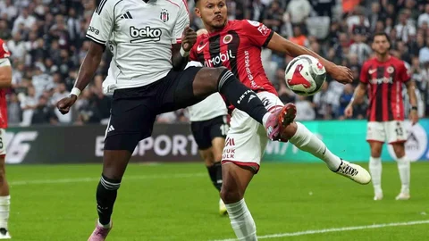 İstanbul'da Beşiktaş, Gençlerbirliği'ne 2-1 mağlup oldu