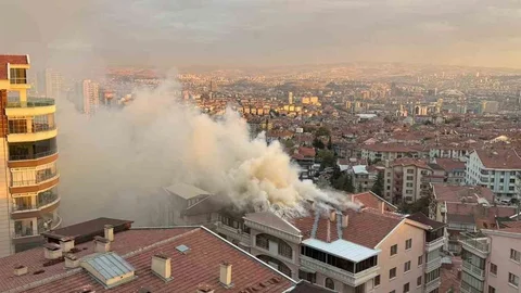 Keçiören'de çatı katında yangın