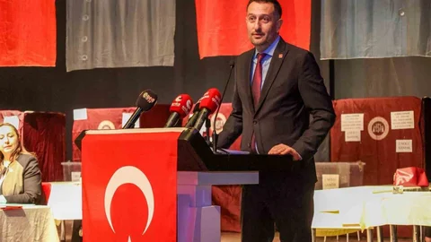 Uşak'ta CHP İl Kongresi yapıldı