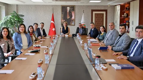 Mersin'de Şişecam, DAHİ Projesi'ni inceledi