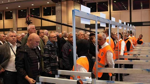 Beşiktaş’ta oy verme işlemi başladı