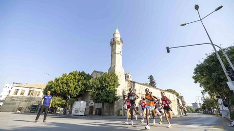 Uluslararası Tarsus Yarı Maratonu’nda Türk sporcular damga vurdu