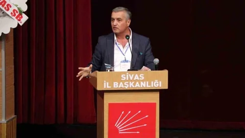 Sivas'ta CHP İl Kongresi'nde gerginlik yaşandı