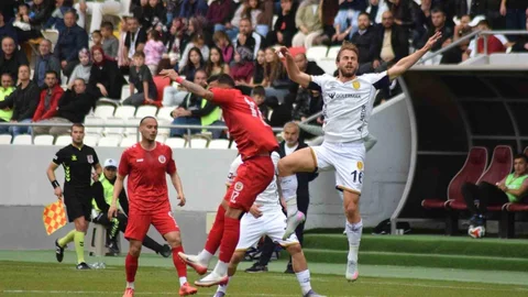 Karaman'da 0-0 berabere kaldı