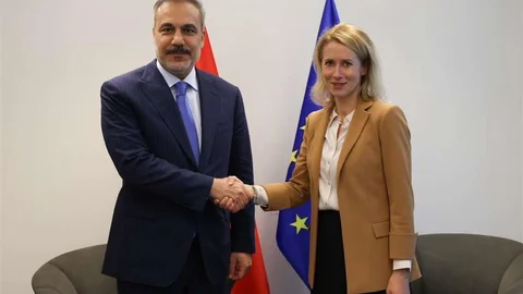 Lüksemburg'da Dışişleri Bakanı Fidan