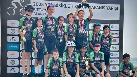 Akhisarlı pedallar Alanya’da zirveye tırmandı