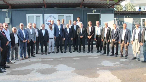 Adıyaman’da il protokolü muhtarlarla bir aray geldi
