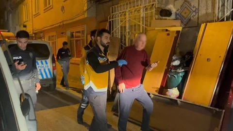 80’lik vatandaşların içki gecesi hastanede bitti