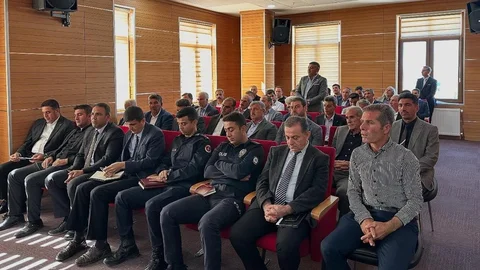 Kaymakam Yıldız, muhtarlarla toplantı düzenledi