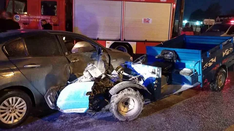 Sakarya’da otomobil ile patpat çarpıştı: 6 yaralı