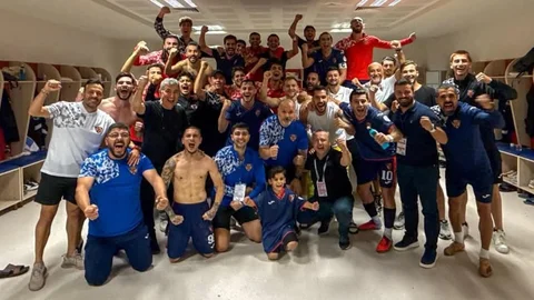 Mersin'de Yüzler Gülüyor