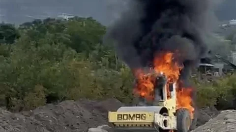 Osmaniye'de iş makinasında yangın çıktı