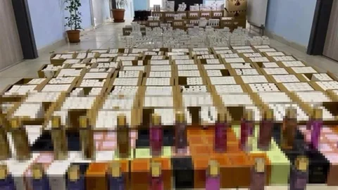 Kütahya'nın Tavşanlı ilçesinde kaçak parfüm operasyonu