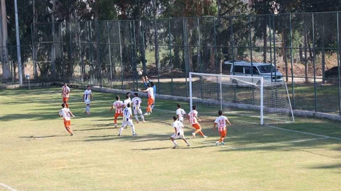 Mersin'de Akdeniz Belediye Spor zaferini sürdürdü