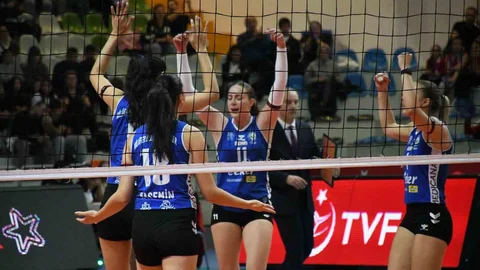 Bursa'da Nilüfer Belediyespor, Aras Spor'u 3-2 mağlup etti