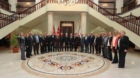 Vali Erol Ayyıldız, muhtarları ağırladı