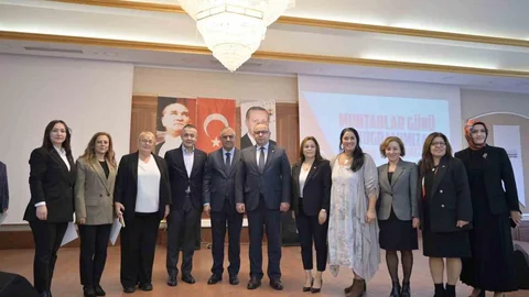 Esenyurt'ta Muhtarlarla Buluşma