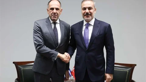 Dışişleri Bakanı Fidan, Yunanistan Dışişleri Bakanı Gerapetritis ile görüştü