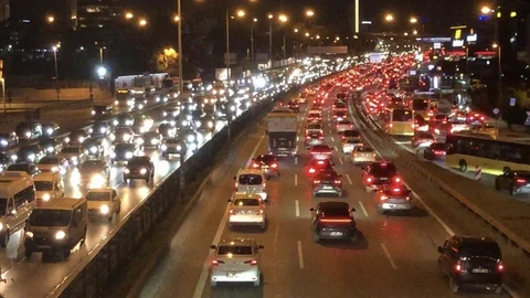 İstanbul'da akşam trafiği yoğunlaştı
