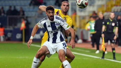 Eyüpspor, Kasımpaşa karşısında ilk yarıyı 1-0 önde kapattı.