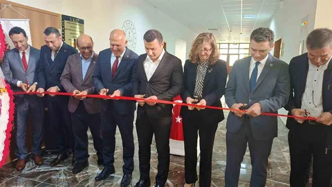 Kütahya'da yeni vergi dairesi açıldı