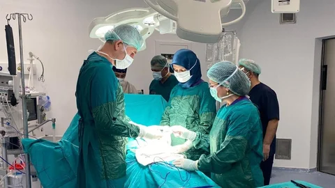 Bafra Devlet Hastanesi, ameliyathane kapasitesini artırarak hizmet kalitesini yükseltti.