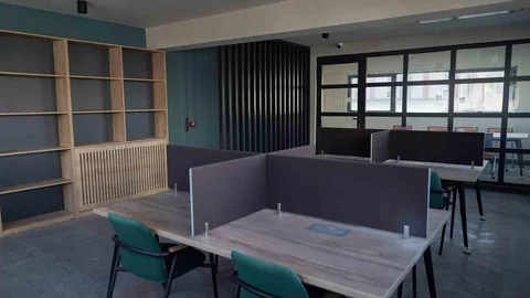 Kayseri'de Gençlik Merkezi Hizmete Girmeye Hazırlanıyor