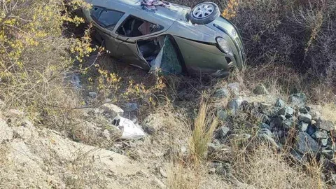 Kastamonu'da otomobil şarampole yuvarlandı