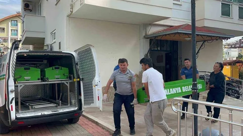 Antalya'da Yabancı Uyruklu Adam Evinde Ölü Bulundu