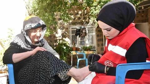 Şanlıurfa'da Vefa Programı, yaşlı ve bakıma muhtaç vatandaşların umudu oldu