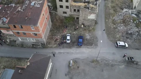 Erzurum'da metruk binalara baskınlar sürüyor