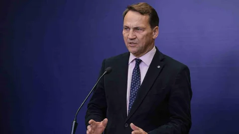 Polonya'dan Putin'e kritik uyarı yapıldı