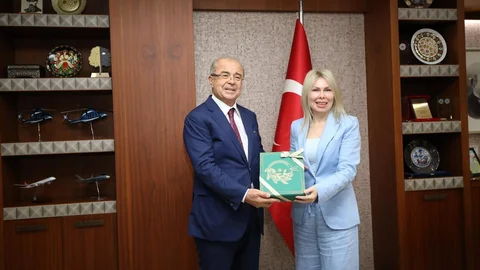 Antalya'da iki üniversite arasında eğitim iş birliği