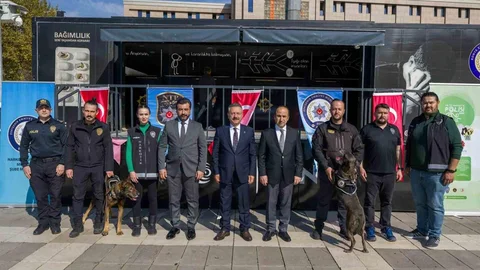 Eskişehir'de Narko Tırı Ziyareti