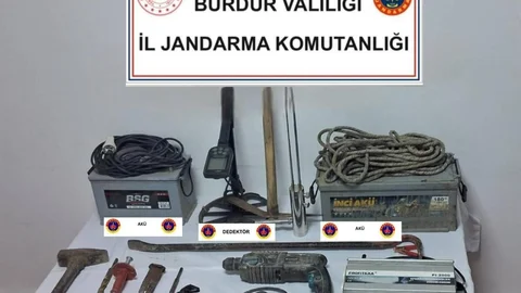 Burdur'da jandarma ekipleri kaçakçılık operasyonu gerçekleştirdi