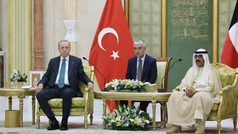 Bakan Bayraktar, Kuveyt ile enerji sektöründe ortak projeler geliştireceklerini duyurdu