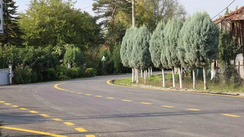 Sakarya'da Akyazı'nın 4 mahallesine yeni yollar yapıldı