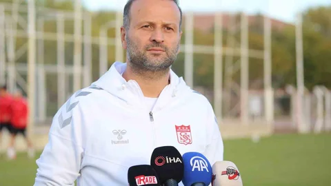 Sivas'ta Osman Zeki Korkmaz istifa iddialarını yanıtladı