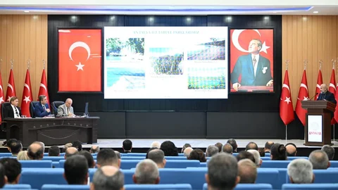 Antalya'da 590 proje için 169 milyar 494 milyon TL harcama planlandı.