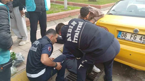 Aydın'da mazgala sıkışan şahıs itfaiye ekipleri tarafından kurtarıldı