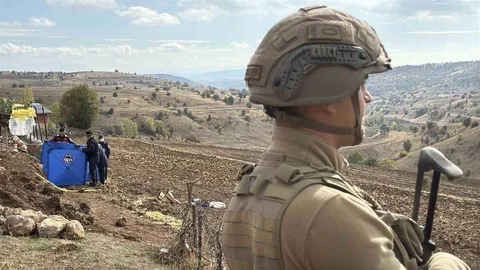 Sivas'ta jandarmanın çağrısına ateş açan katil zanlısı vurularak etkisiz hale getirildi