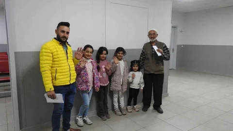 Kilis'te Suriyelilerin Ülkelerine Dönüşleri Devam Ediyor