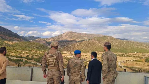 Diyarbakır'da Kaymakam Atış askeri üs bölgesini ziyaret etti