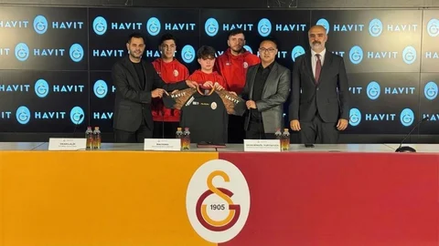 İstanbul'da HAVIT ve Galatasaray Espor iş birliği yaptı